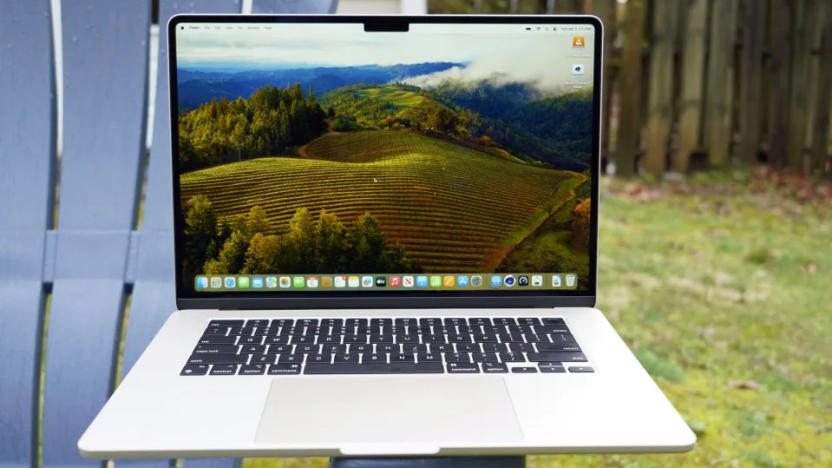 Apple's MacBook Air M3 drops to an all-time low of $899