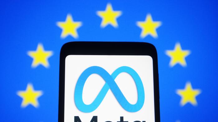 UKRAINE - 2022/02/09: In this photo illustration, Meta Platforms logo is seen on a smartphone screen and the EU ( European Union) or the flag of Europe in the background. (Photo Illustration by Pavlo Gonchar/SOPA Images/LightRocket via Getty Images)